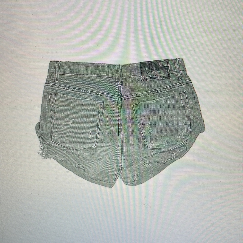 One Tea Spoon Shorts - Picture 2 of 3